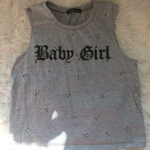 “BABYGIRL” distressed, sleeveless crop top 🖤